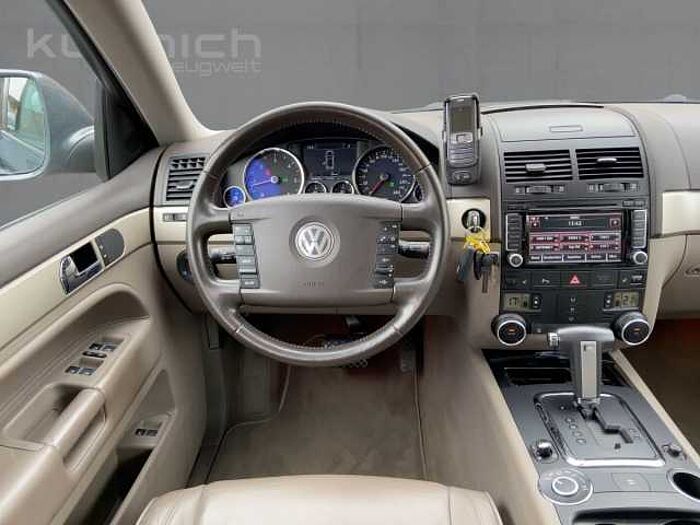 Volkswagen Touareg V6/Schiebedach/NAV/AHK/Standhzng