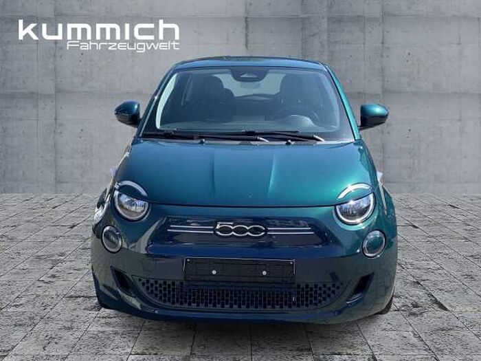 Fiat 500e Action mit Batteriezertifikat