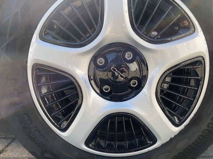 Fiat 500e Action mit Batteriezertifikat