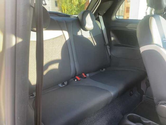 Fiat 500 0.9TwinAir S 85PS *Navi*Xenon*Beats