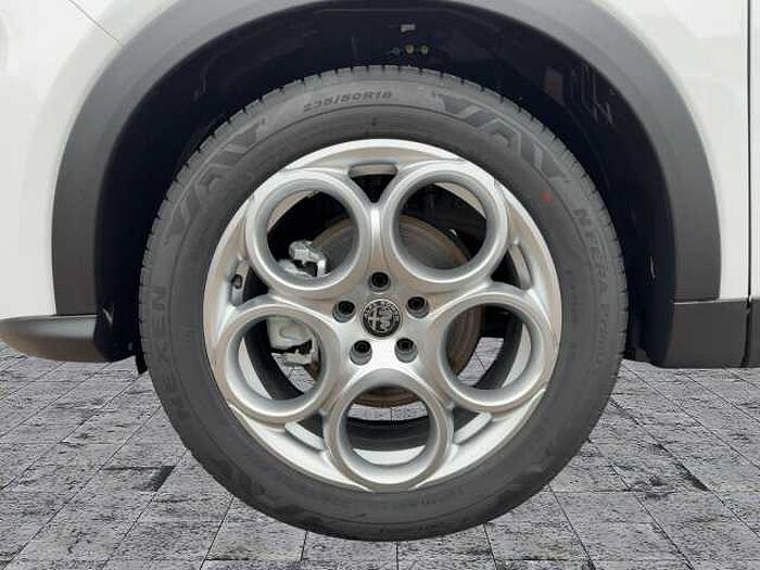 Alfa Romeo Tonale SPRINT 1.5l T 130PS 48V-Hybrid 15kW