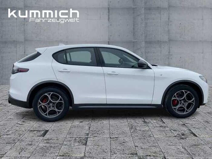 Alfa Romeo Stelvio Ti 2.0 Turbo 16V 280PS AT8 -Q4
