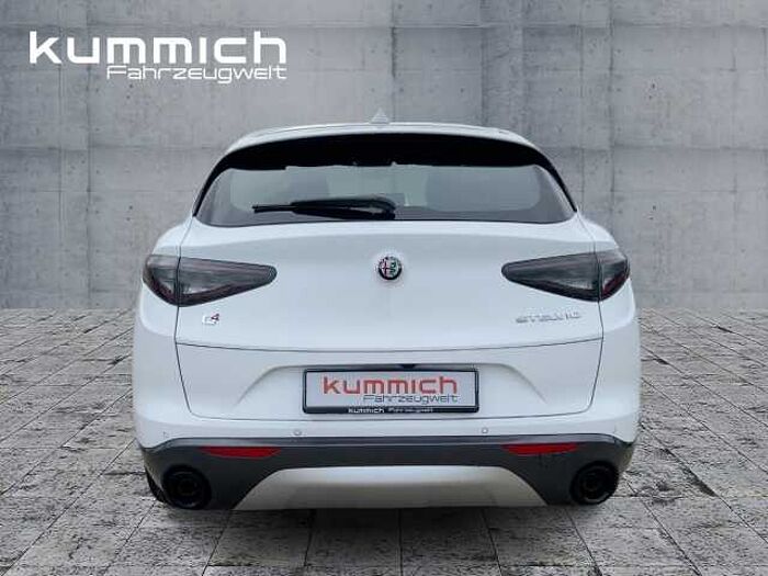 Alfa Romeo Stelvio Ti 2.0 Turbo 16V 280PS AT8 -Q4