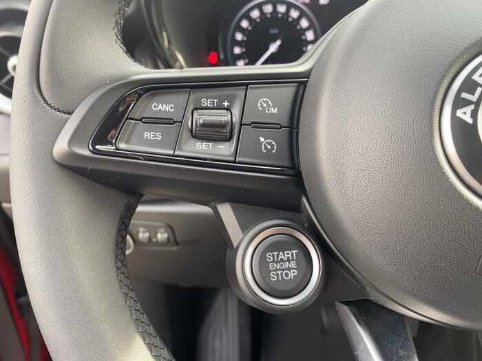 Alfa Romeo Tonale SUPER 1.5 T 96kW (130ps) 48V-Hybrid 15kW