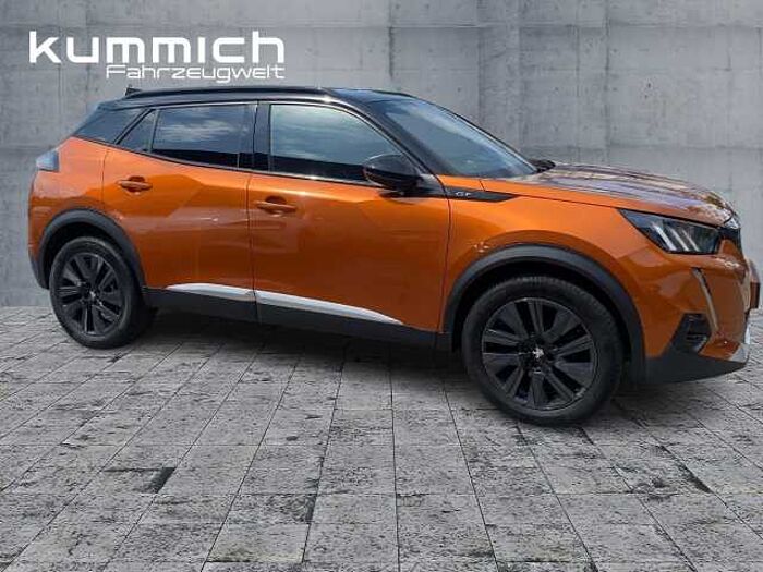 Peugeot 2008 PureTech 155 EAT8 GT