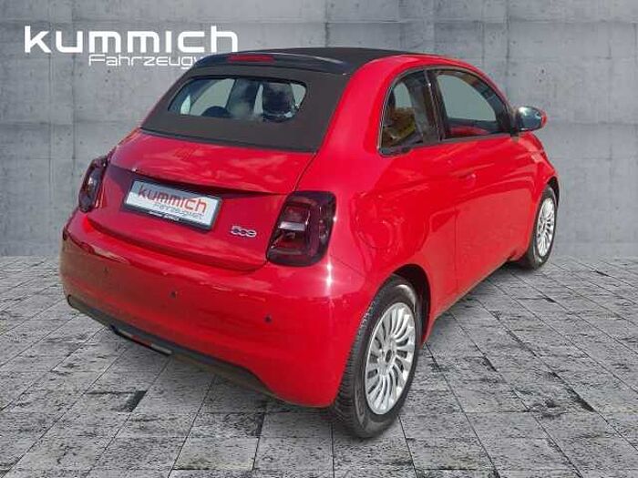 Fiat 500e Cabrio RED 42kWh 25 Jahre Batteriegarantie